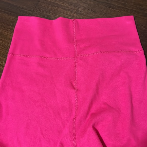 NWT LAZYPANTS Lazy Legs Hot Pink High Waisted Leggings - Medium - Picture 5 of 9